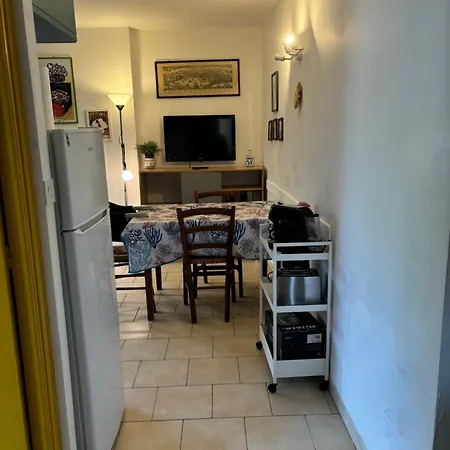 T2 A 2 Minutes A Pied De La Avec Parking Prive * LʼÎle-Rousse