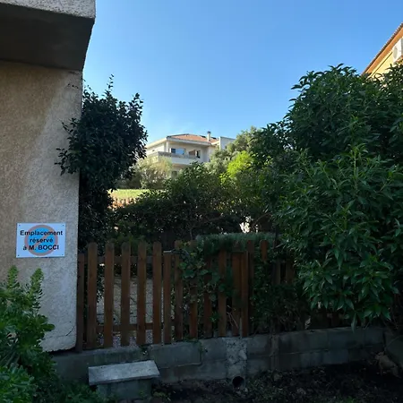 T2 à 2 Minutes à Pied De La Avec Parking Privé Casa de Férias LʼÎle-Rousse