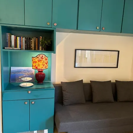 Casa de Férias T2 à 2 Minutes à Pied De La Avec Parking Privé LʼÎle-Rousse