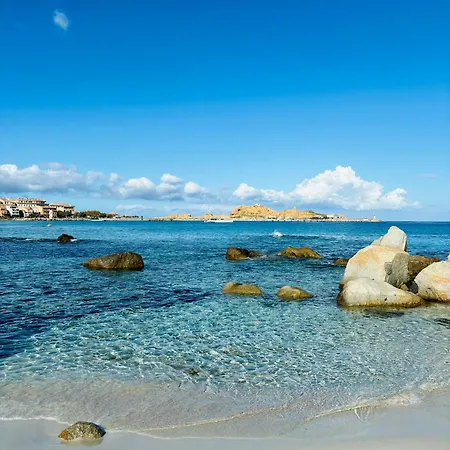 Con Giardino A 50 M Dal Mare