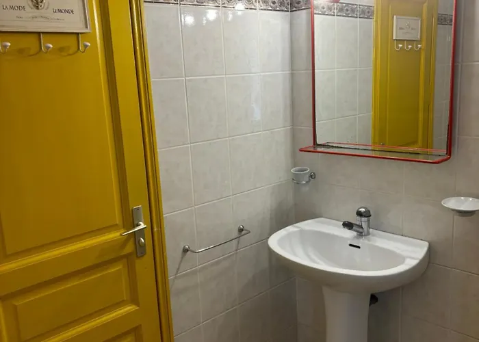 T2 A 2 Minutes A Pied De La Avec Parking Prive * LʼÎle-Rousse