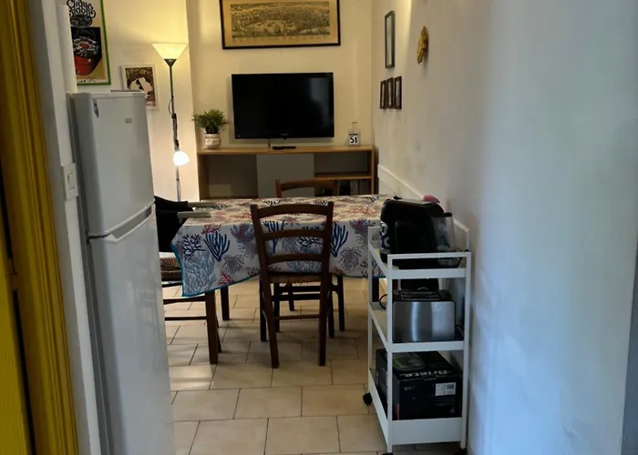 T2 A 2 Minutes A Pied De La Avec Parking Prive * LʼÎle-Rousse