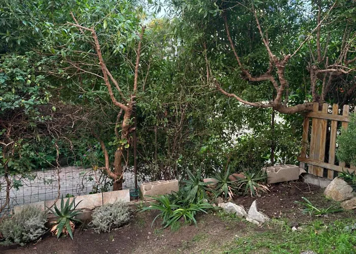 T2 A 2 Minutes A Pied De La Avec Parking Prive *